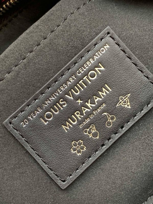 LOUIS VUITTON ONTHEGO East West