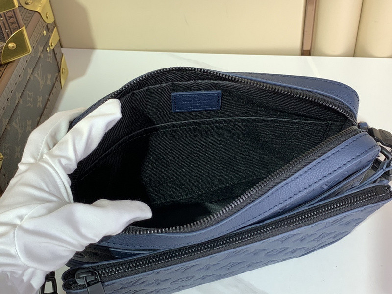 Louis Vuitton Trio Jm messenger ( BLUE)