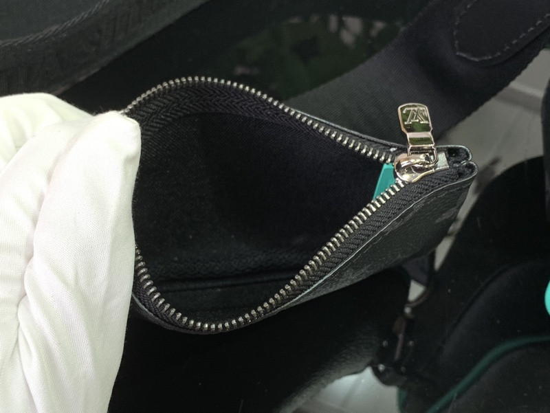 Louis Vuitton Trio Jm messenger