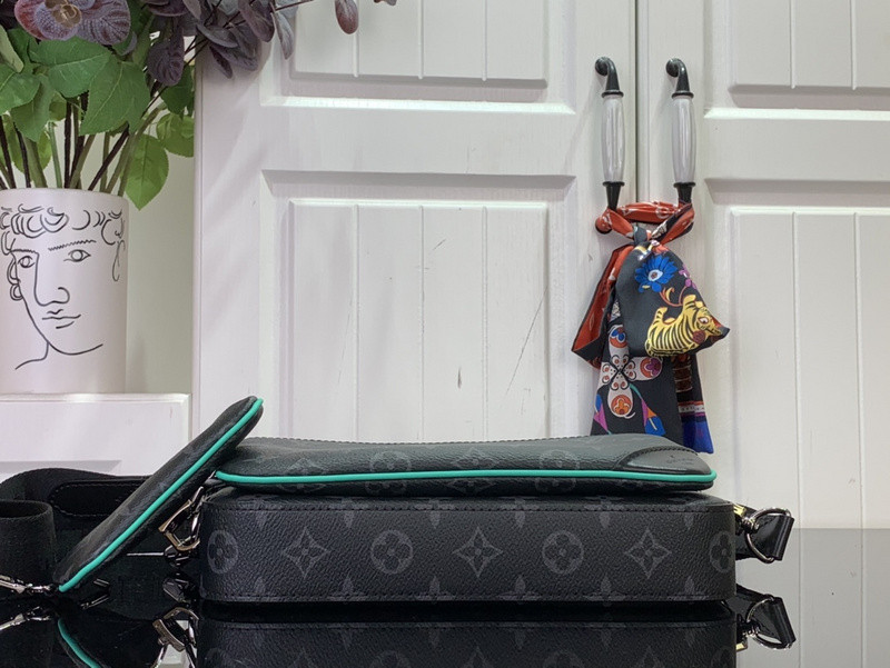 Louis Vuitton Trio Jm messenger