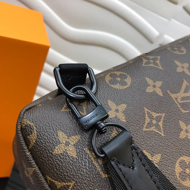 L*uis V*itton Shoulder Bag