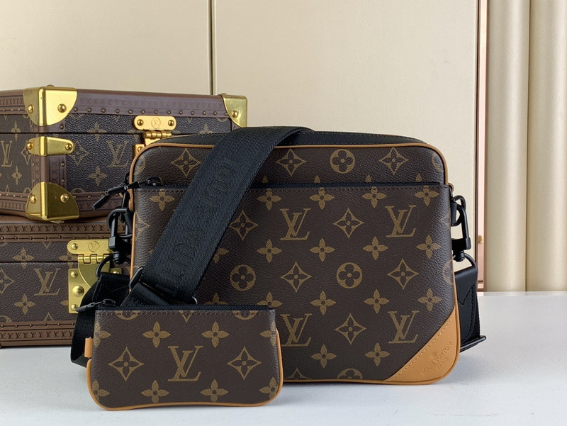 Louis Vuitton Trio Jm messenger
