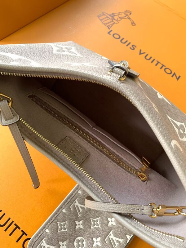 LV Mono gram Empreinte