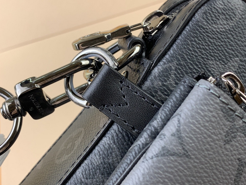 Louis Vuitton Trio Jm messenger