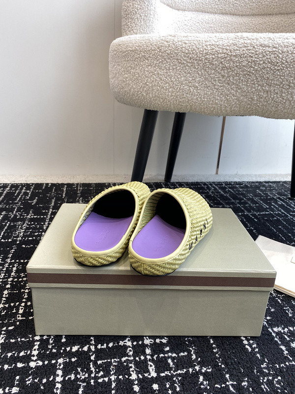 Marni Fussbett Sabot