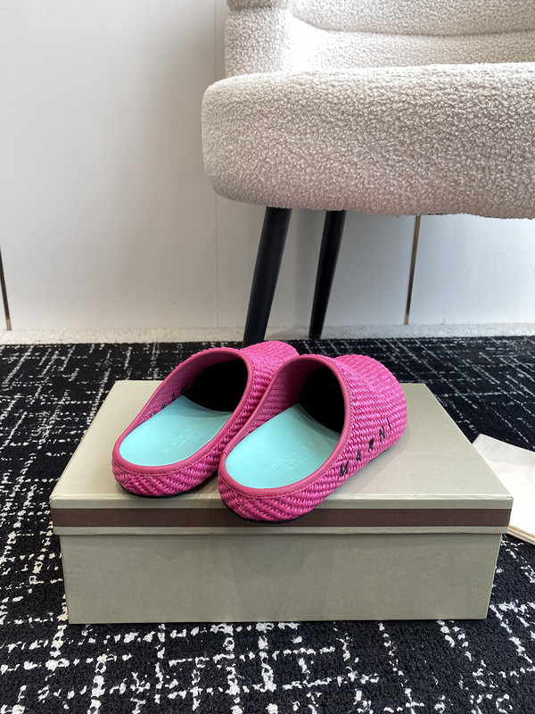 Marni Fussbett Sabot