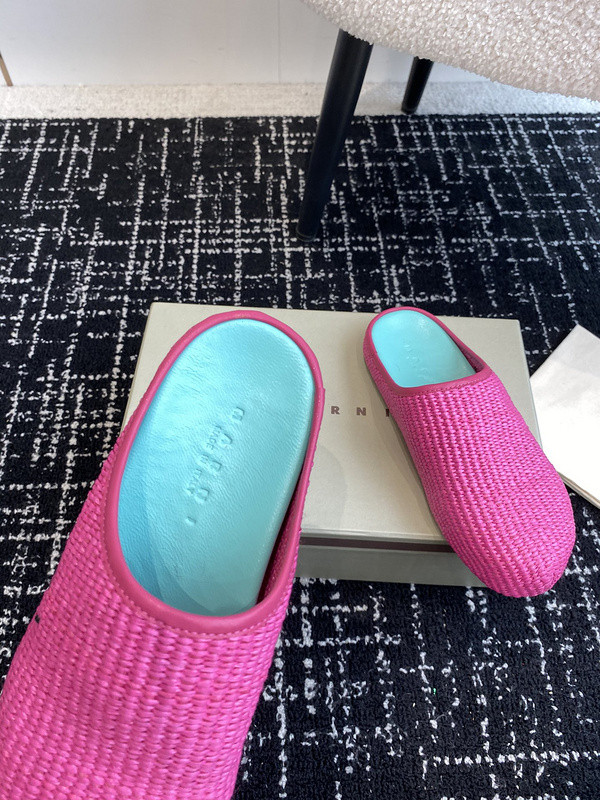 Marni Fussbett Sabot