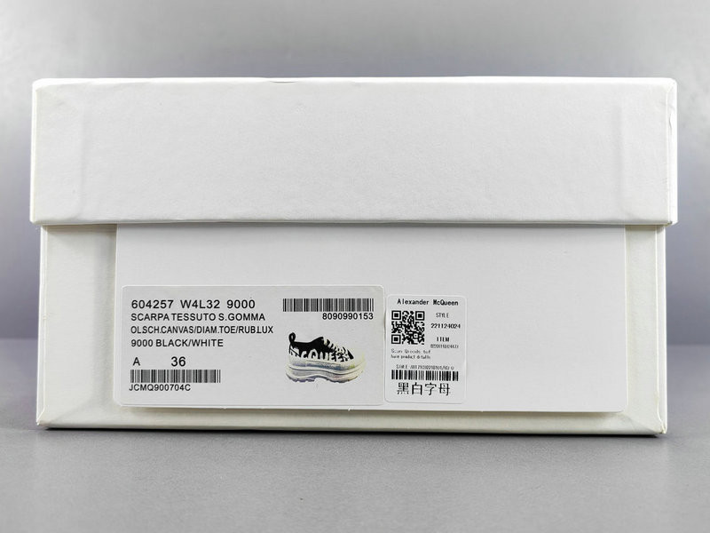 ALEXANDER MCQUEEN SNEAKER