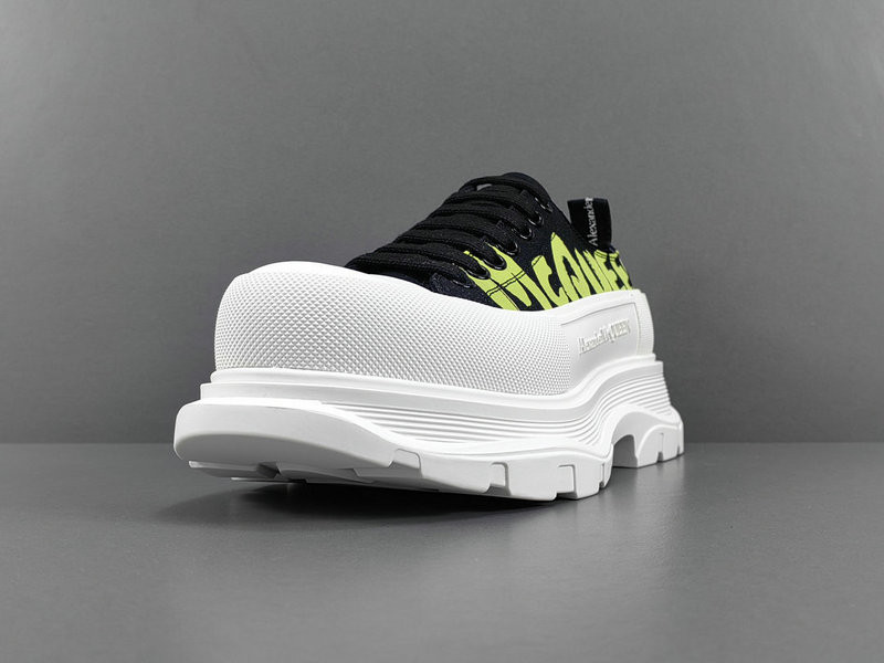 ALEXANDER MCQUEEN SNEAKER