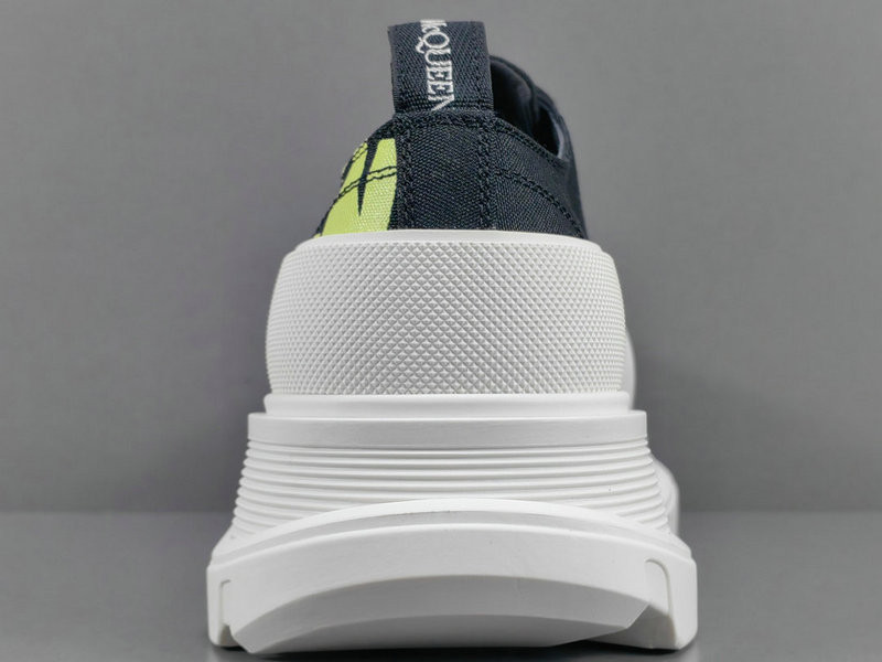 ALEXANDER MCQUEEN SNEAKER