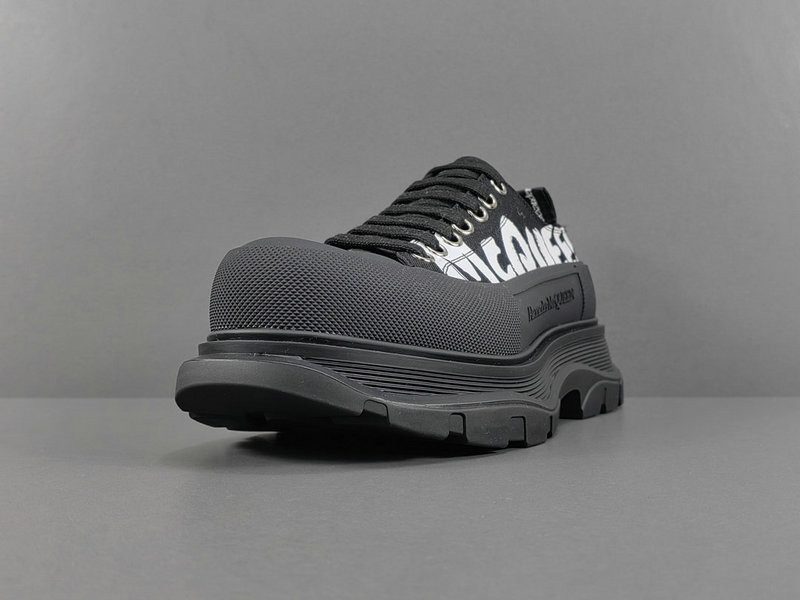 ALEXANDER MCQUEEN SNEAKER