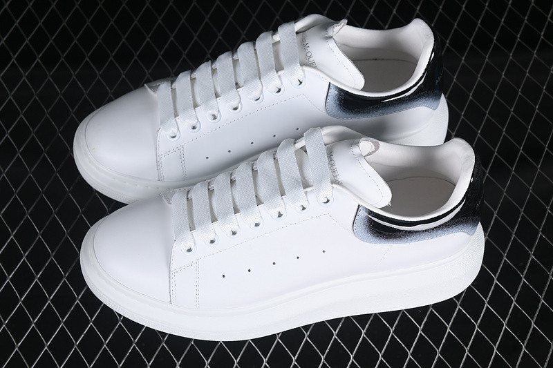 ALEXANDER MCQUEEN SNEAKER