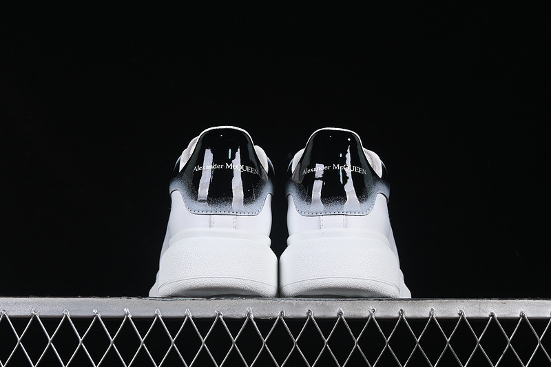 ALEXANDER MCQUEEN SNEAKER