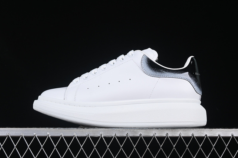 ALEXANDER MCQUEEN SNEAKER