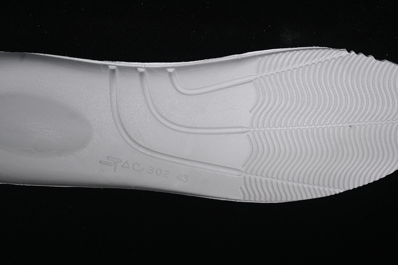 ALEXANDER MCQUEEN SNEAKER