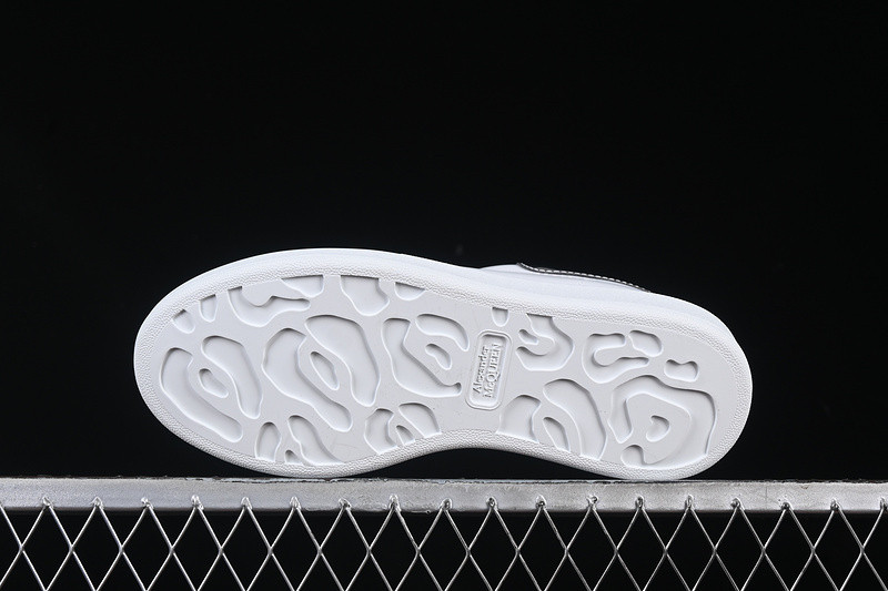 ALEXANDER MCQUEEN SNEAKER
