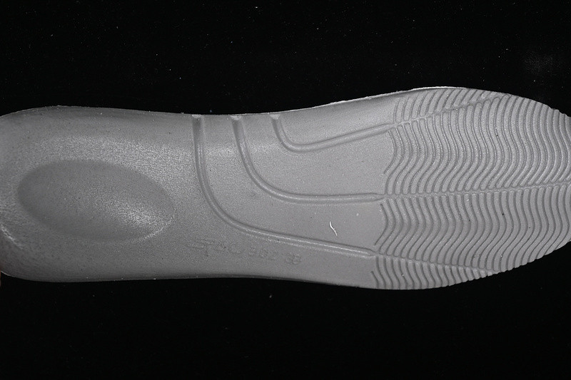 ALEXANDER MCQUEEN SNEAKER