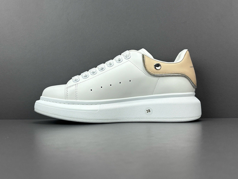 ALEXANDER MCQUEEN SNEAKER