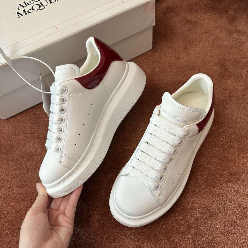 ALEXANDER MCQUEEN SNEAKER