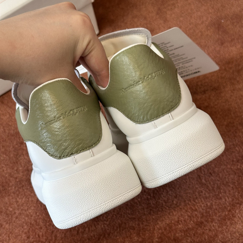 ALEXANDER MCQUEEN SNEAKER