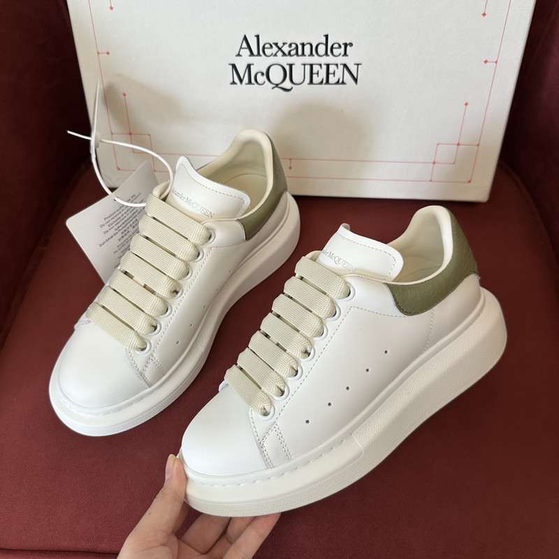 ALEXANDER MCQUEEN SNEAKER