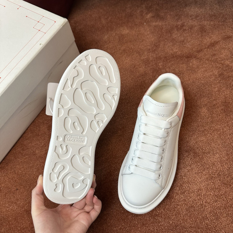 ALEXANDER MCQUEEN SNEAKER