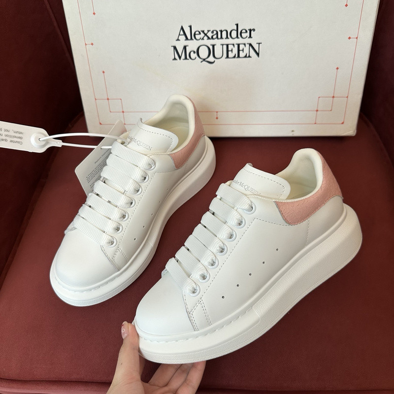 ALEXANDER MCQUEEN SNEAKER