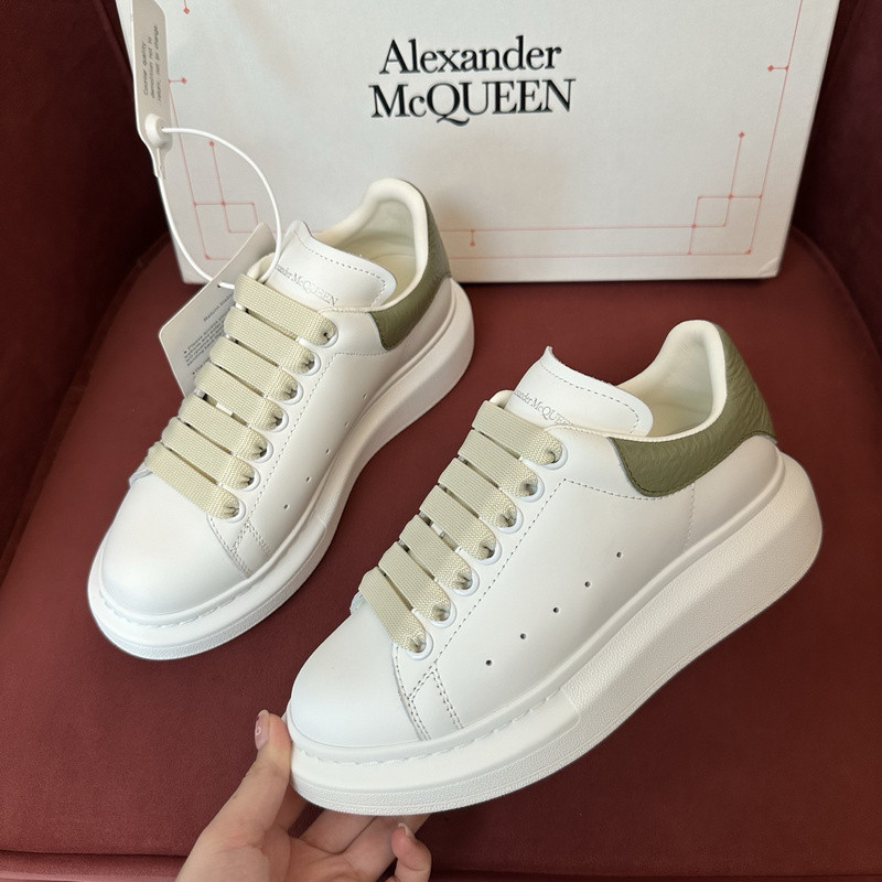 ALEXANDER MCQUEEN SNEAKER
