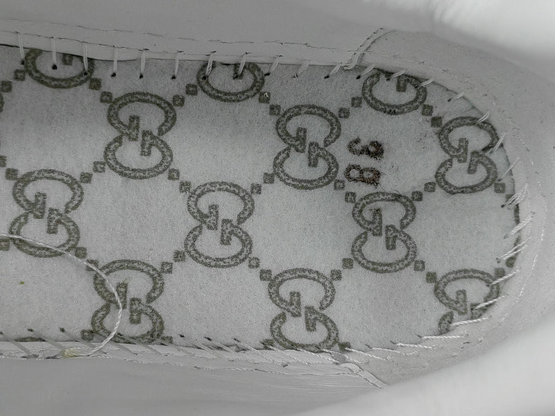 G*u*i re-web sneakers