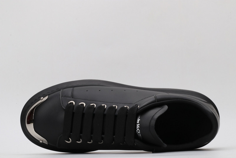 ALEXANDER MCQUEEN SNEAKER