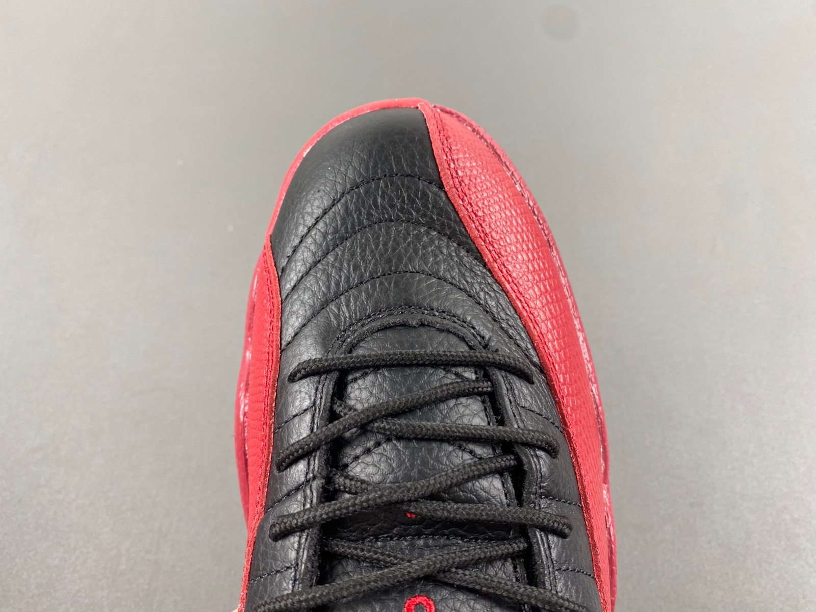 Jordan 12 Retro Flu Game (2016) 130690-002