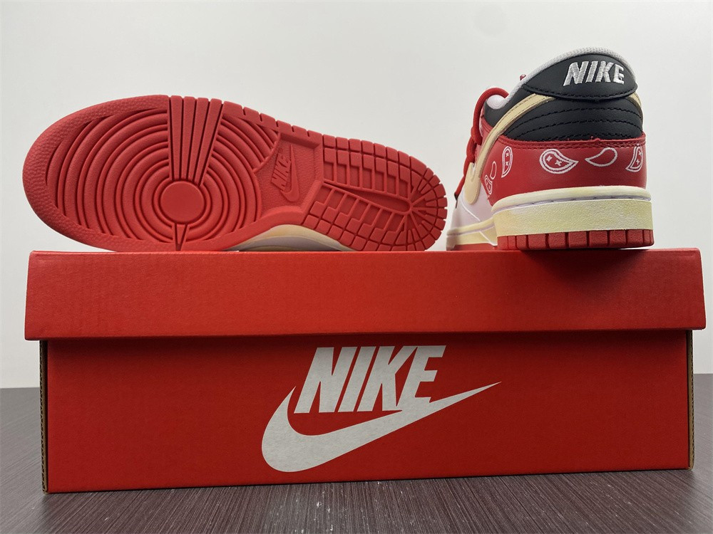 NIKE DUNK LOW CHAMPIONSHIP RED (2021) DD1391-600