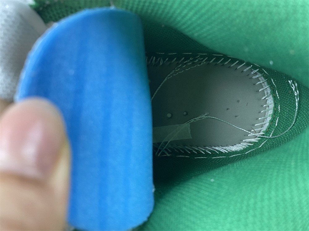 Jordan 1 Mid Grey Green DC7294-103