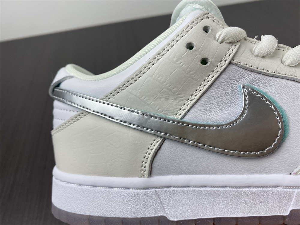 nike sb dunk low Di*m*nd s*pply co white Di*m*nd bv1310-100