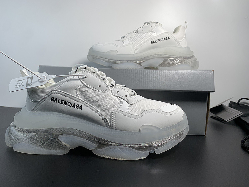 Ba*len*cia*ga triple s white clear sole 544351w09e19000