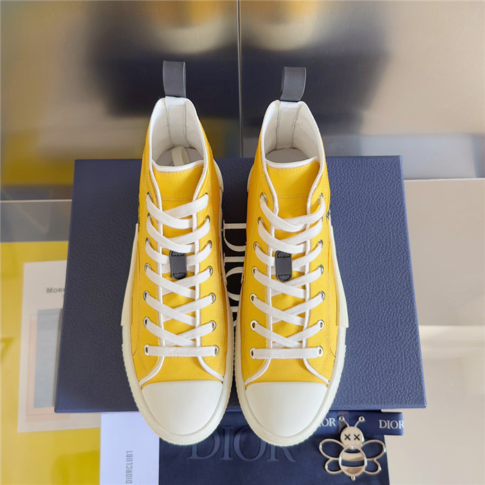 D B23 HIGH-TOP SNEAKERS