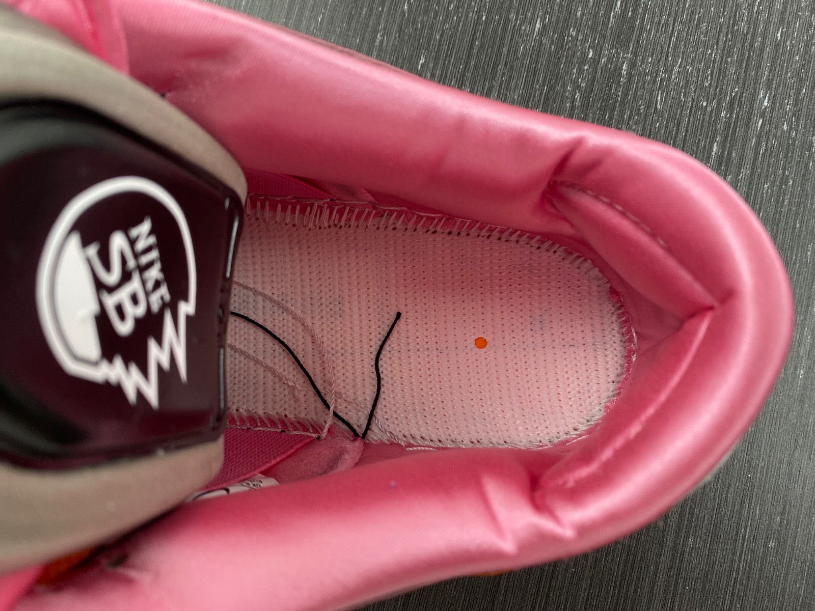 Powerpuff Girls x Nike SB Dunk Low Pro "Blossom" FD2631-600