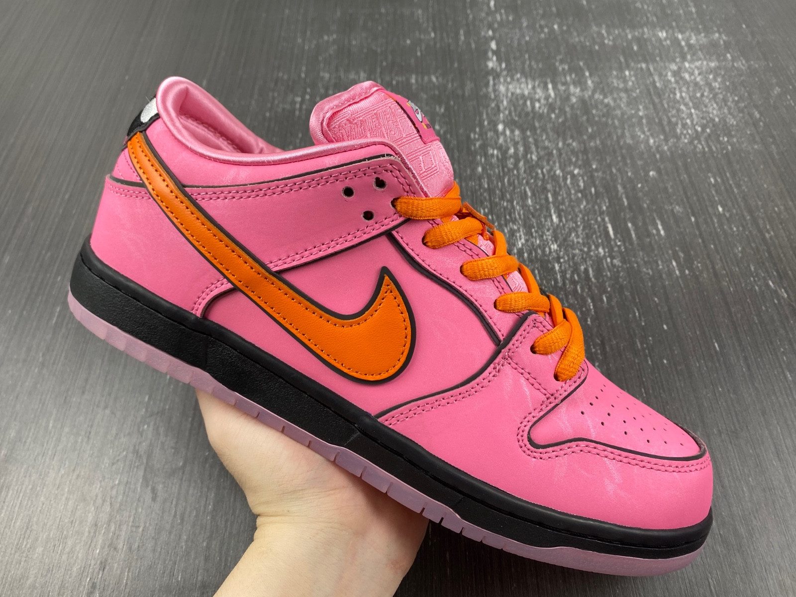 Powerpuff Girls x Nike SB Dunk Low Pro "Blossom" FD2631-600