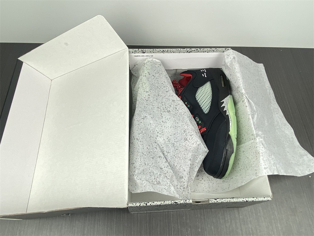 Air Jordan 5 Low Black Green Red DM4640-036