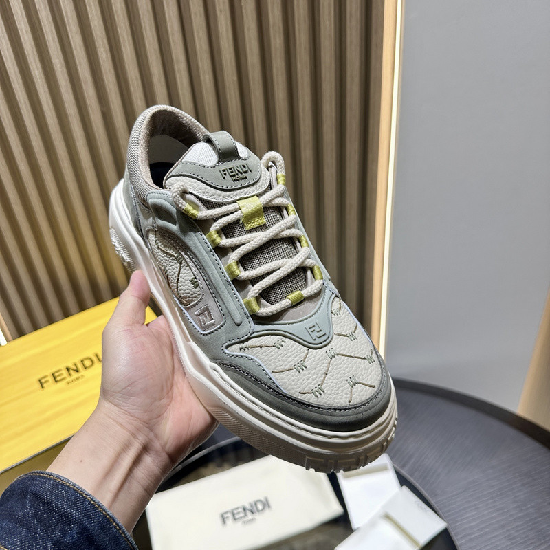 FENDI SNEAKERS