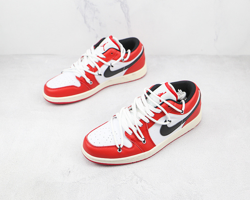 Air Jordan 1 Low Chicago 553558-208