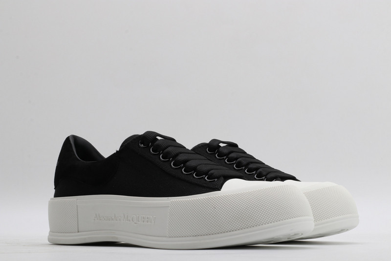 ALEXANDER MCQUEEN SNEAKER