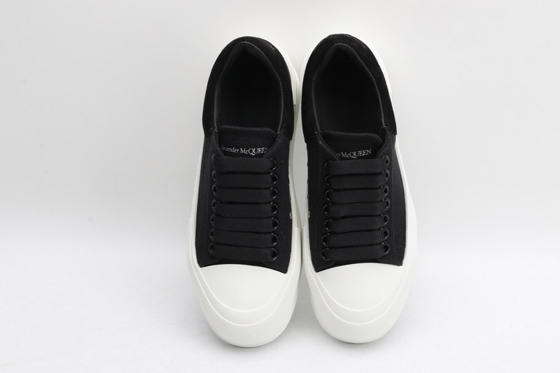 ALEXANDER MCQUEEN SNEAKER