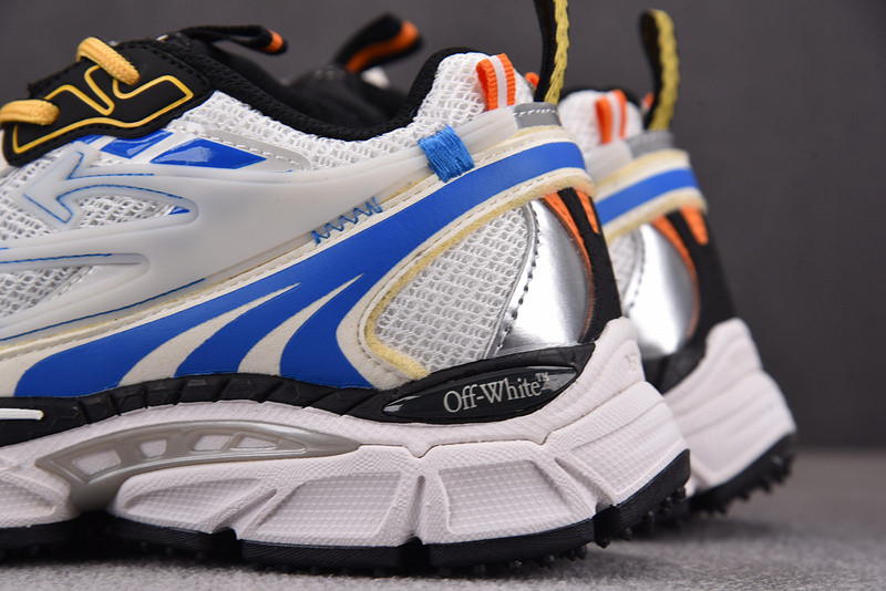 Off-White c/o Virgil Abloh