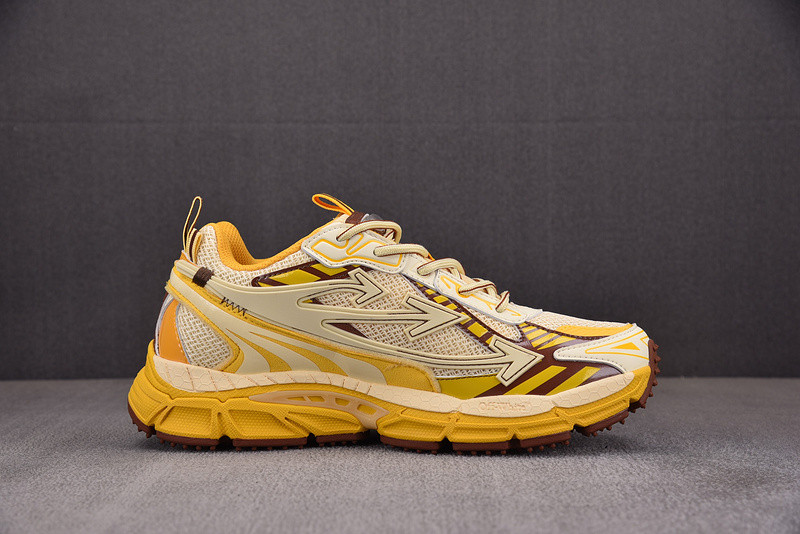 Off-White c/o Virgil Abloh