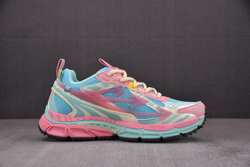 Off-White c/o Virgil Abloh