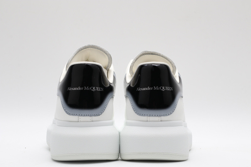 ALEXANDER MCQUEEN SNEAKER