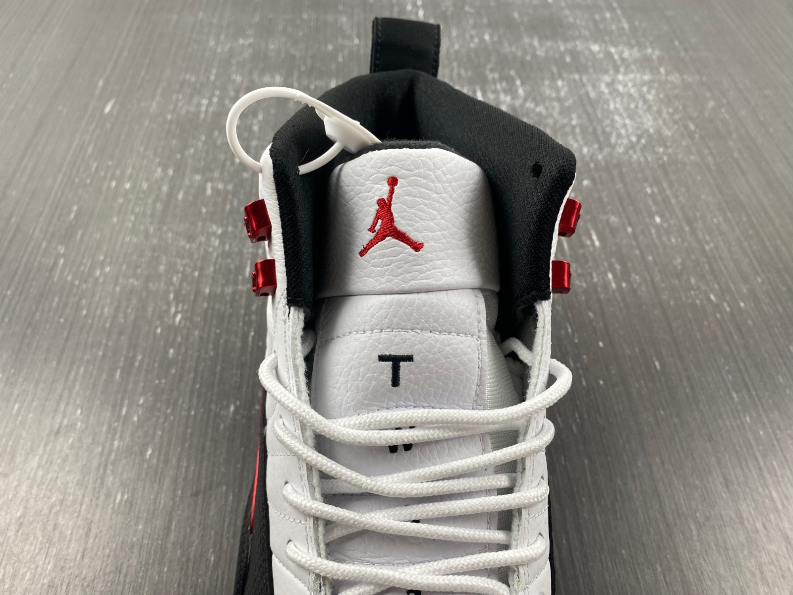 Air Jordan 12 Red Taxi CT8013-162