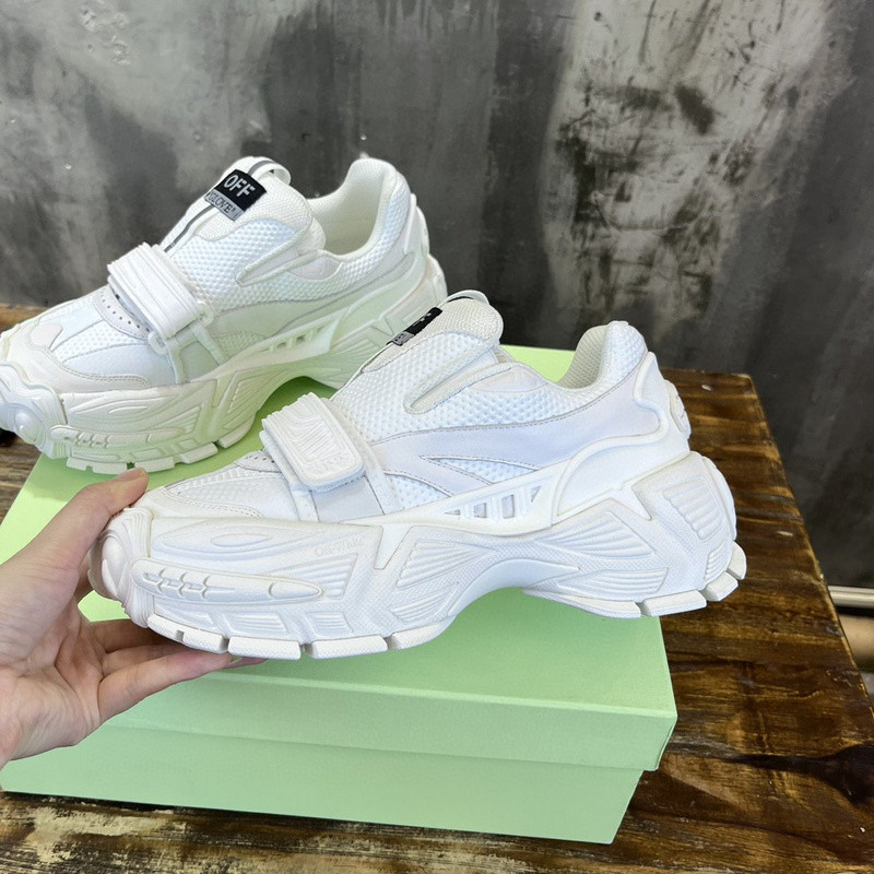 GLOVE SLIP ON in white