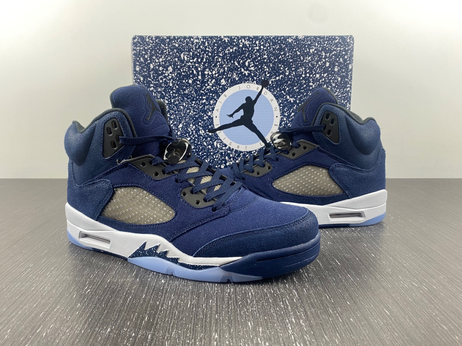 Air Jordan 5 Georgetown FD6812-400